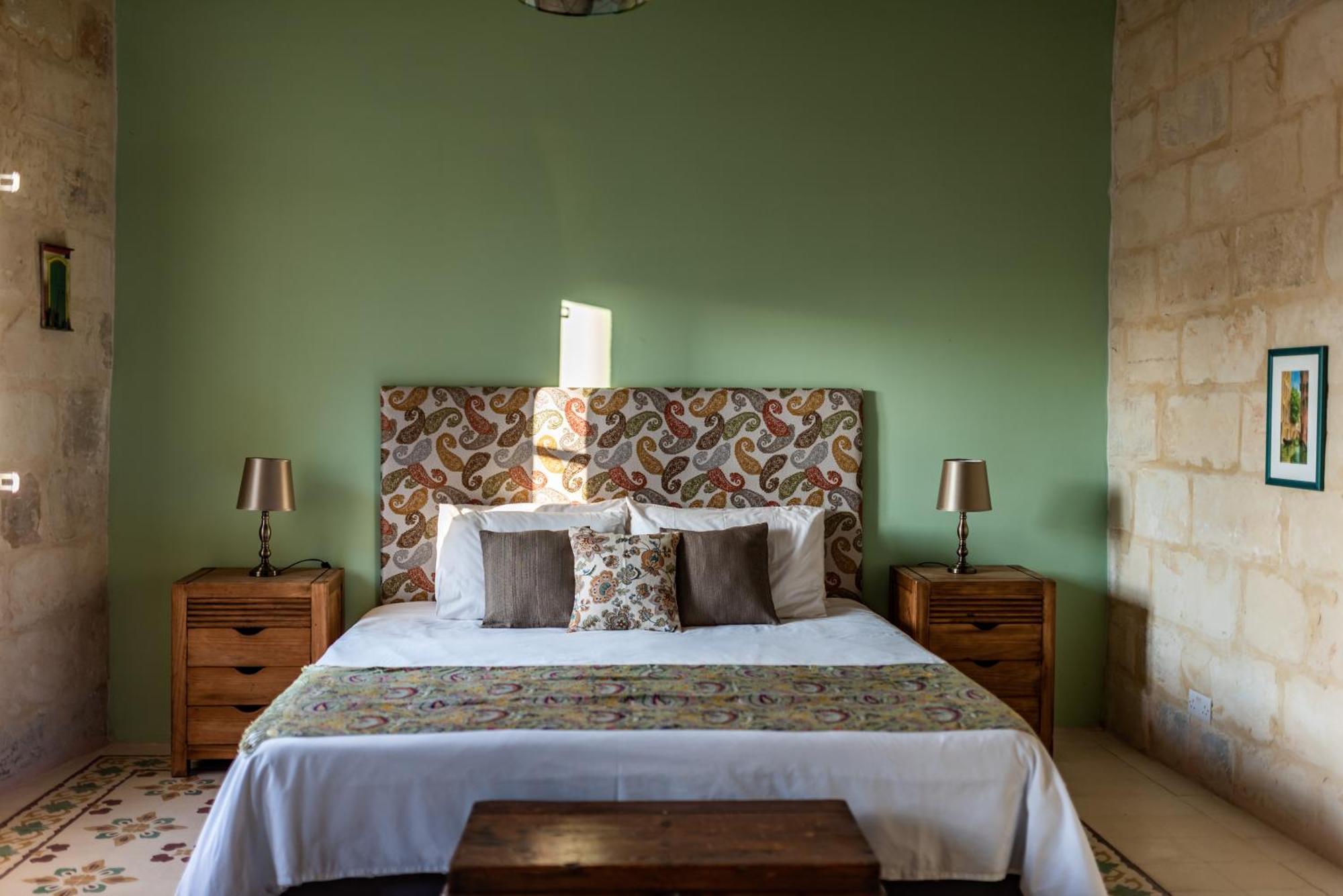 The Stonehouse Bed & Breakfast Saint Julian's Luaran gambar